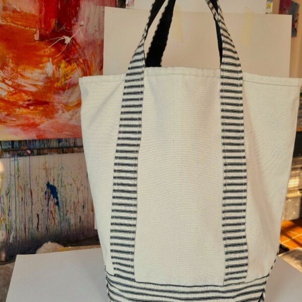 YOUR TOTE LARGE - BLACK STRIPE
