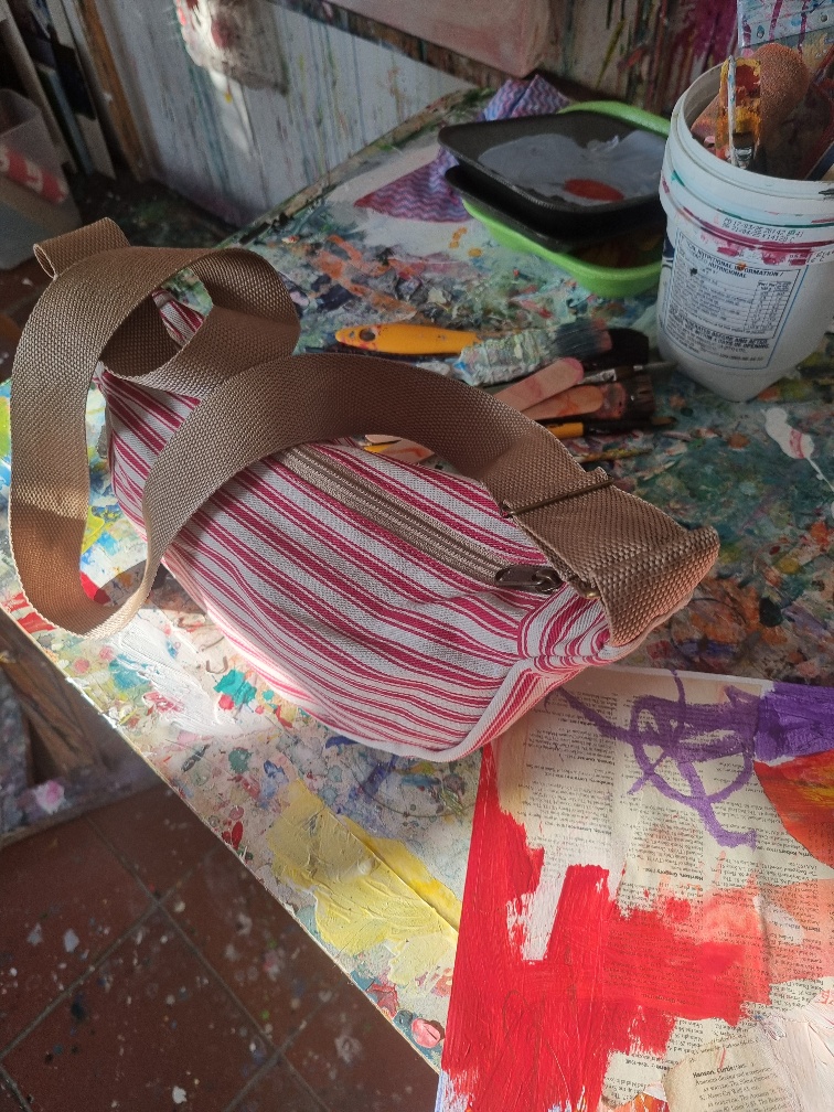 YOUR TOTE COMPANION - CRIMSON STRIPE - Image 2