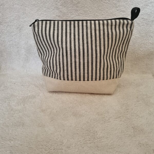 PERFECT POUCH - BLACK STRIPE
